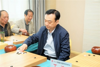C:\Users\Administrator\Desktop\微信图片_20190506180211.jpg