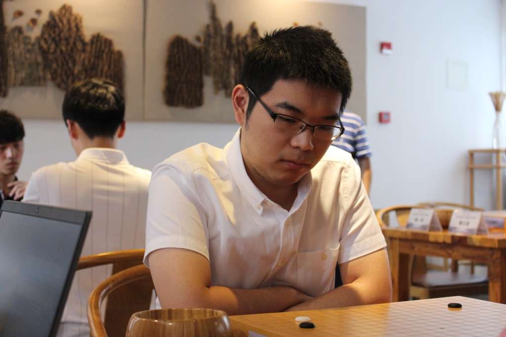 G:\DCIM\100CANON\0722东方盐湖城围甲照片\江苏队主将 世界冠军芈昱廷.JPG