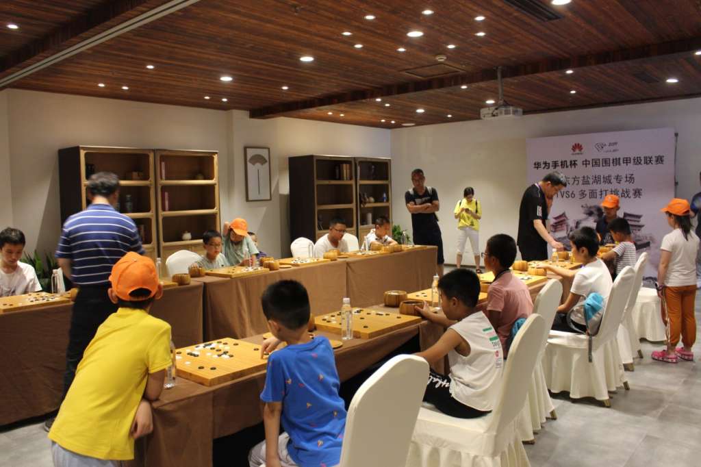 G:\DCIM\100CANON\0722东方盐湖城围甲照片\1VS6挑战赛现场图.JPG